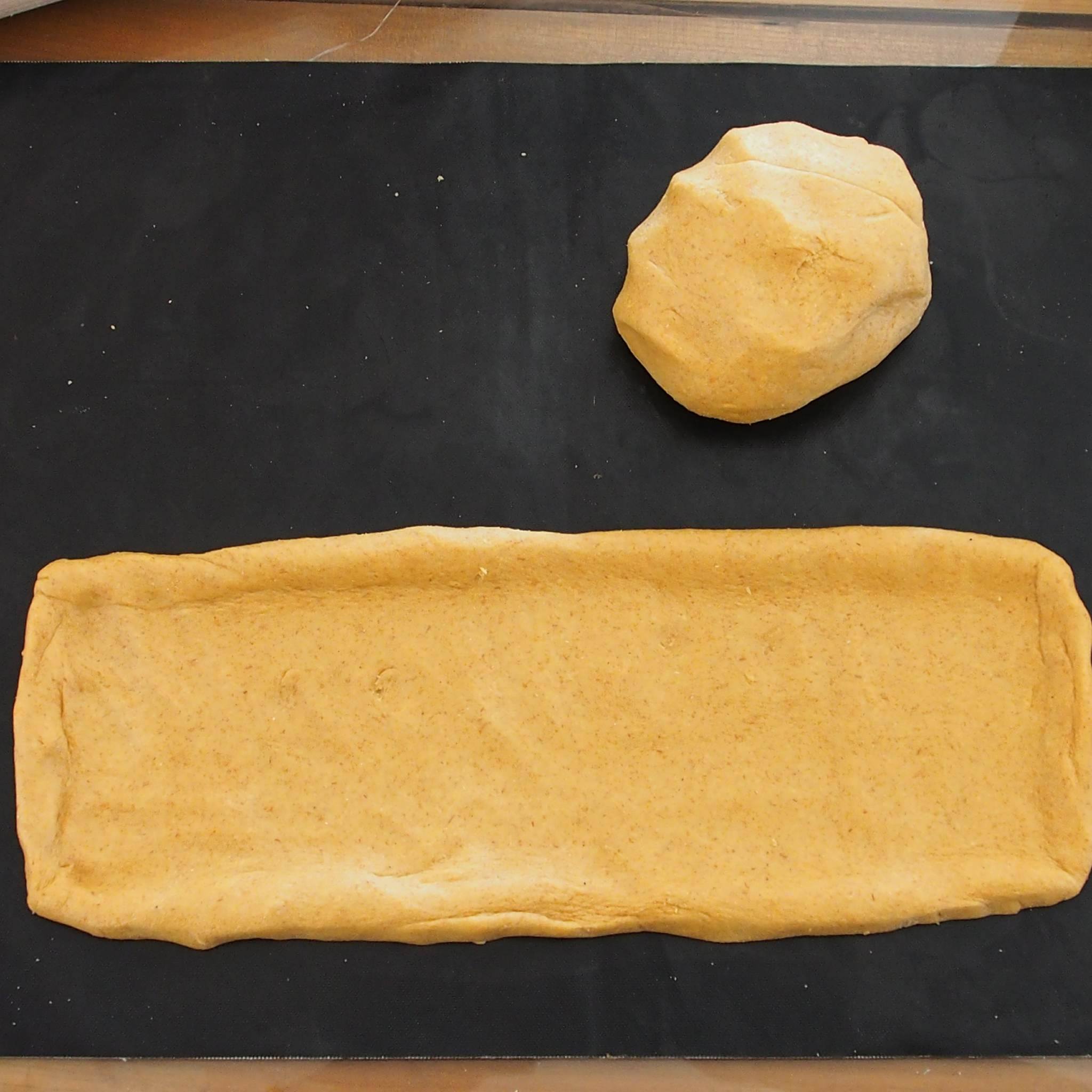 Etalez immédiatement la pâte suivant la forme de votre choix