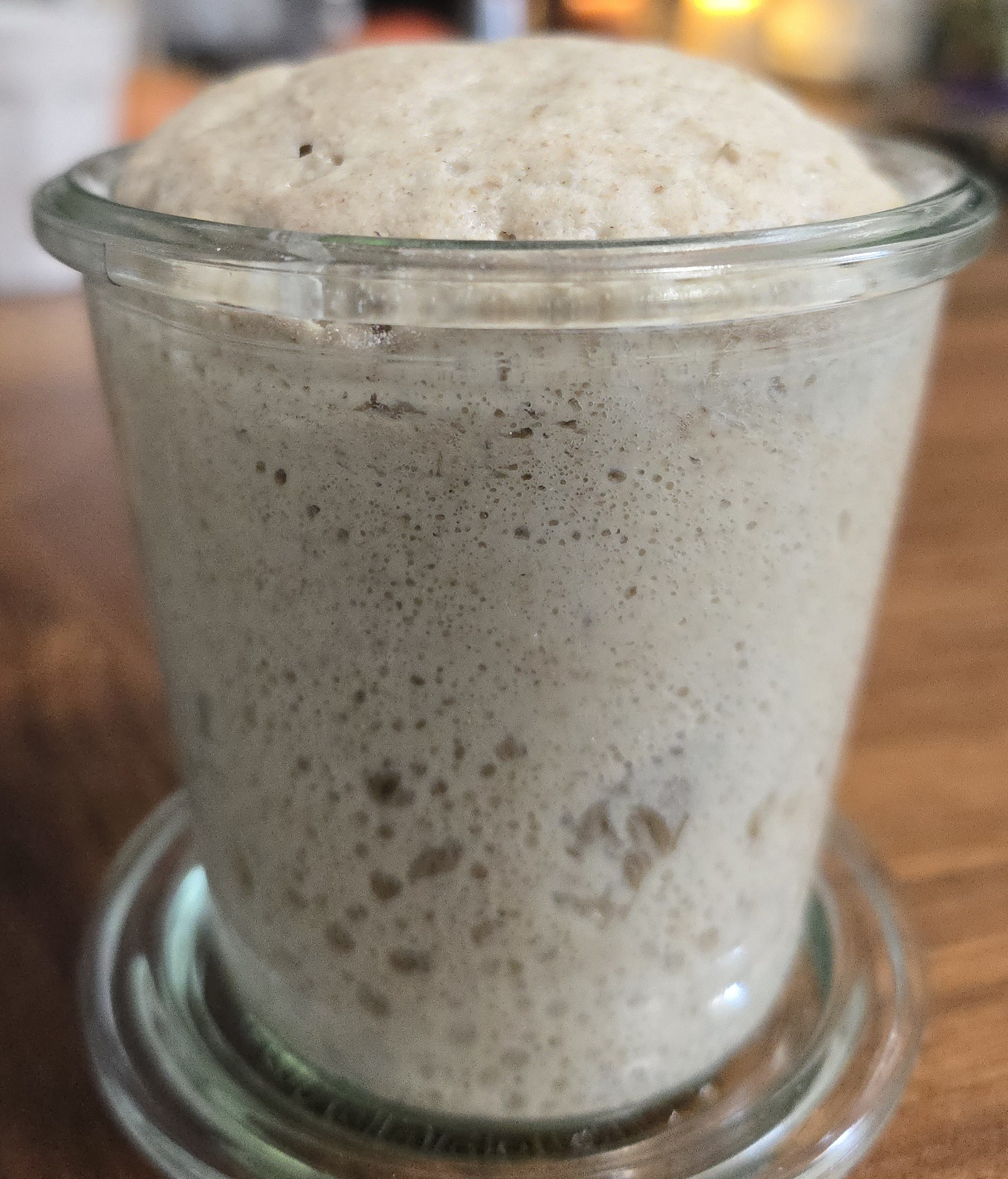 Comment faire un levain maison sans gaspillage (méthode facile au seigle, actif en 7 jours)